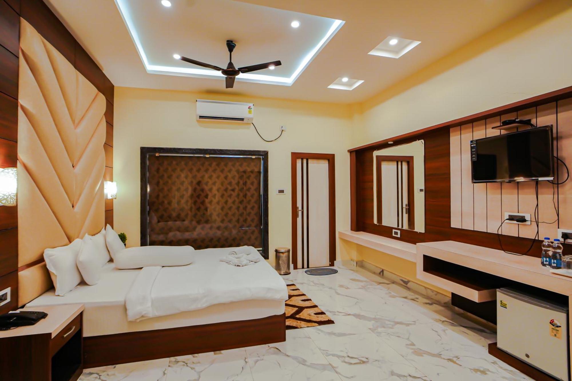 Prasant On Beach Resort !! Lift - Wifi -Restaurant-Parking Facilities-Newly Decorated Room !! Mandarmani Exterior foto