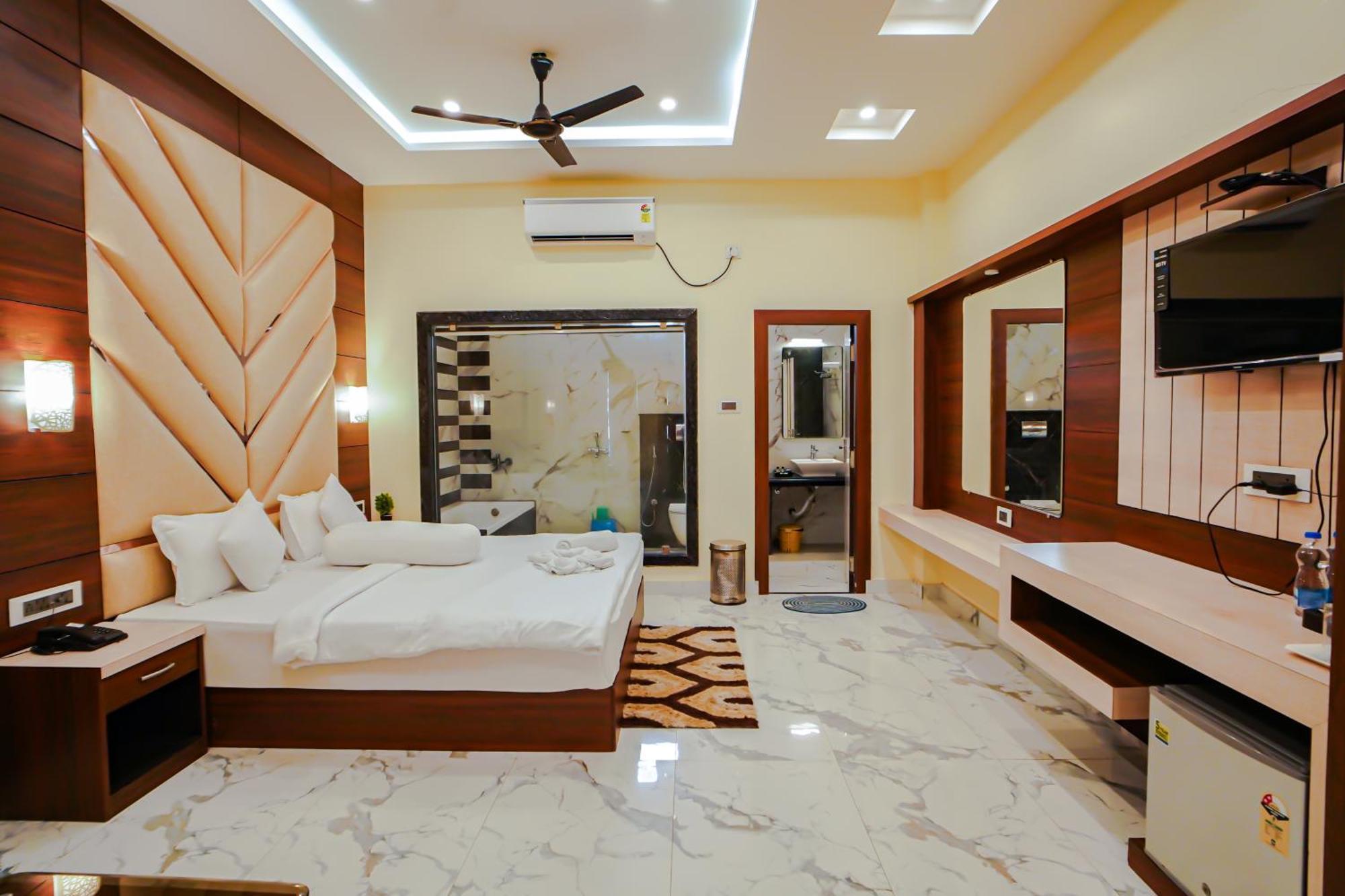 Prasant On Beach Resort !! Lift - Wifi -Restaurant-Parking Facilities-Newly Decorated Room !! Mandarmani Exterior foto
