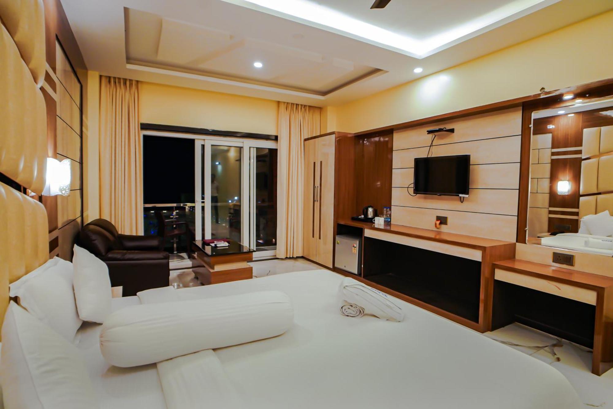 Prasant On Beach Resort !! Lift - Wifi -Restaurant-Parking Facilities-Newly Decorated Room !! Mandarmani Exterior foto